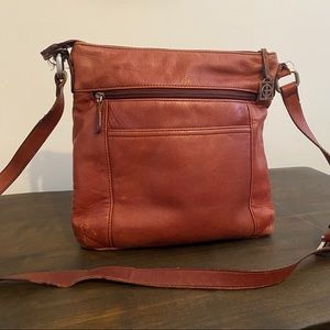 💖2/$30 Giani Bernini Red/Brown Leather Crossbody